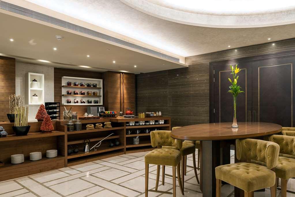 Hyatt Regency Delhi Hotel New Delhi Restaurant foto A 3D rendering of a kitchen