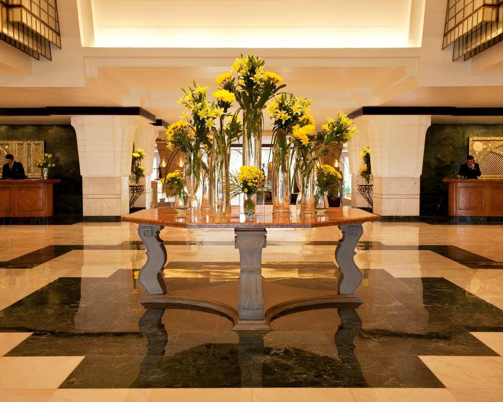 Hyatt Regency Delhi Hotel New Delhi Interior foto The lobby of the Taj Mahal Palace